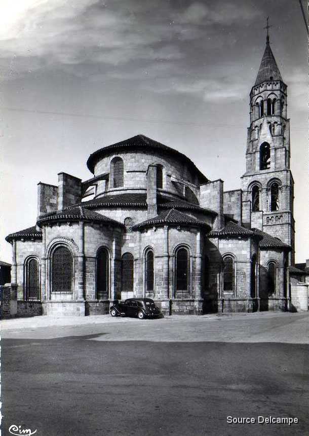 87 Saint Leonard de Noblat.jpg